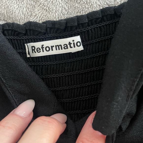Reformation date night too in black. Size 6 - Picture 3 of 5
